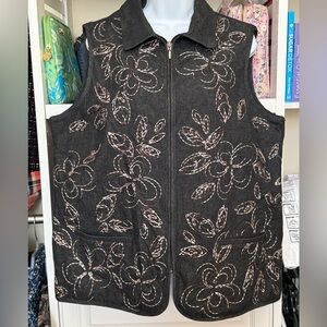 DENIM VEST. VINTAGE ALLISON DALEY ZIP-UP EMBROIDERED VEST. GREAT CONDITION